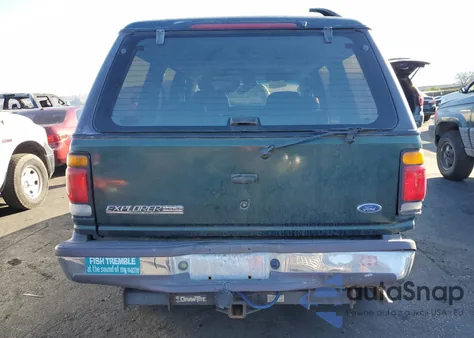 1997 Ford Explorer z USA, uszkodzony, nr VIN 1FMDU34E4VUB04211